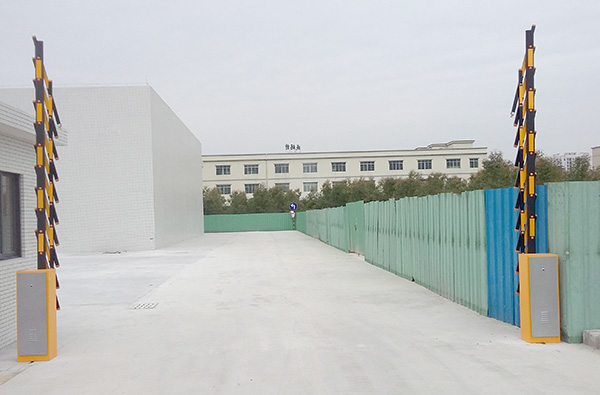 石排洪嘉电子厂栅栏道闸